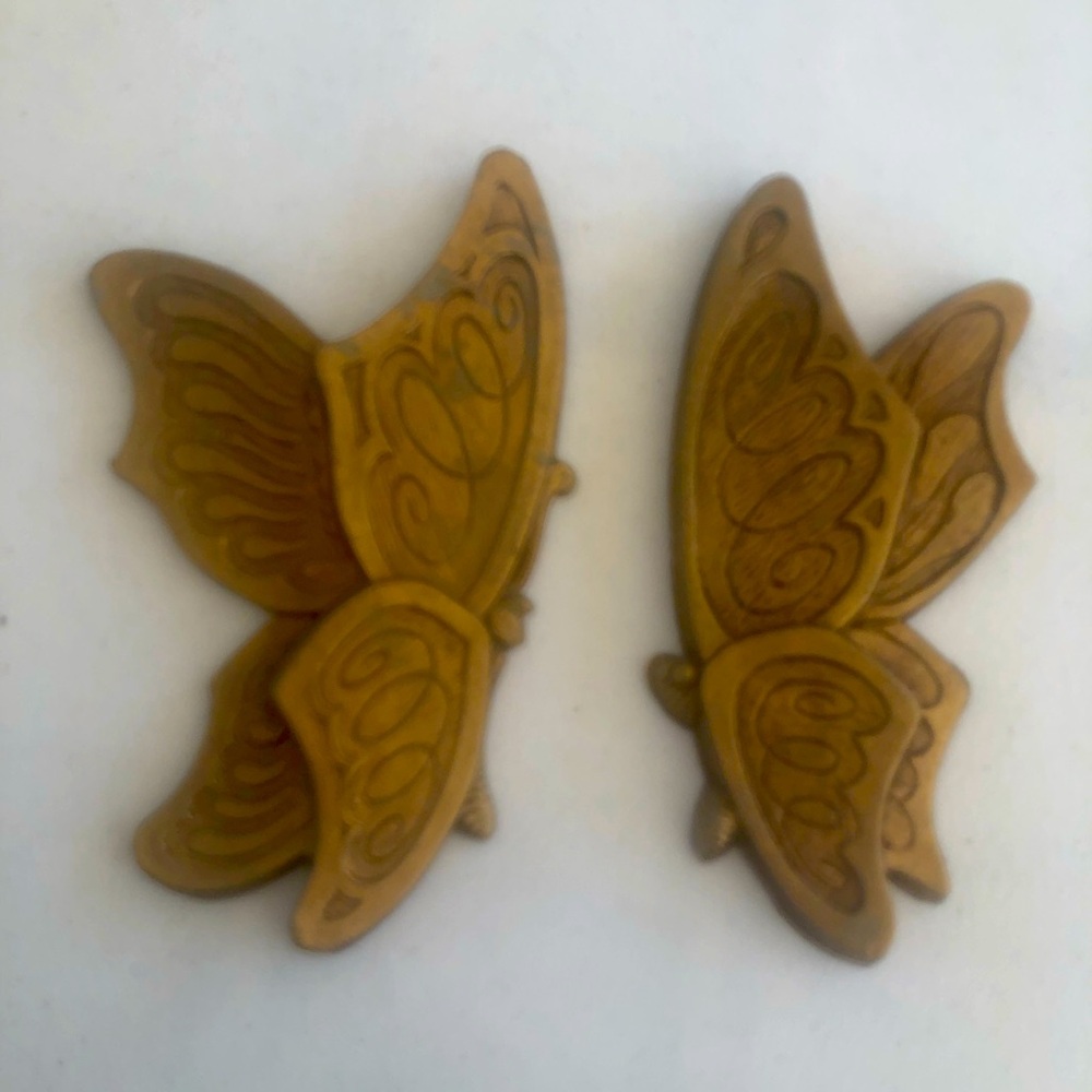 Pair Home Interiors Vintage Molded Plastic Butterfly Plaque